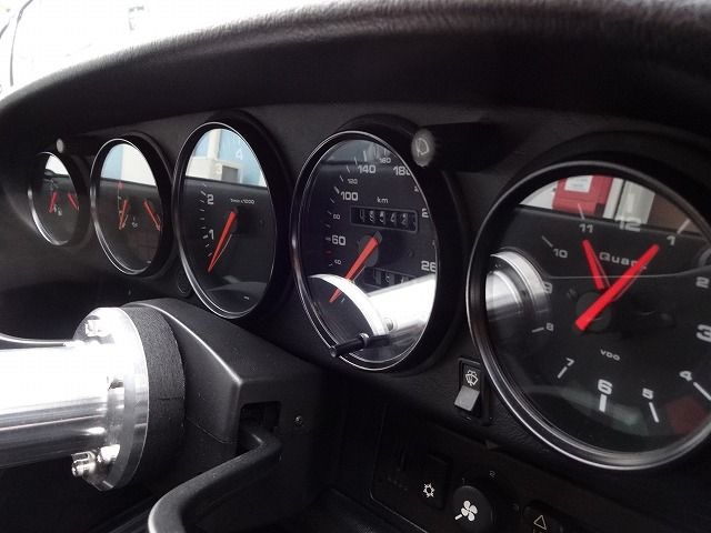 ３０